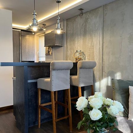 Apartament Modrzewskiego กรูจอนตส์ ภายนอก รูปภาพ