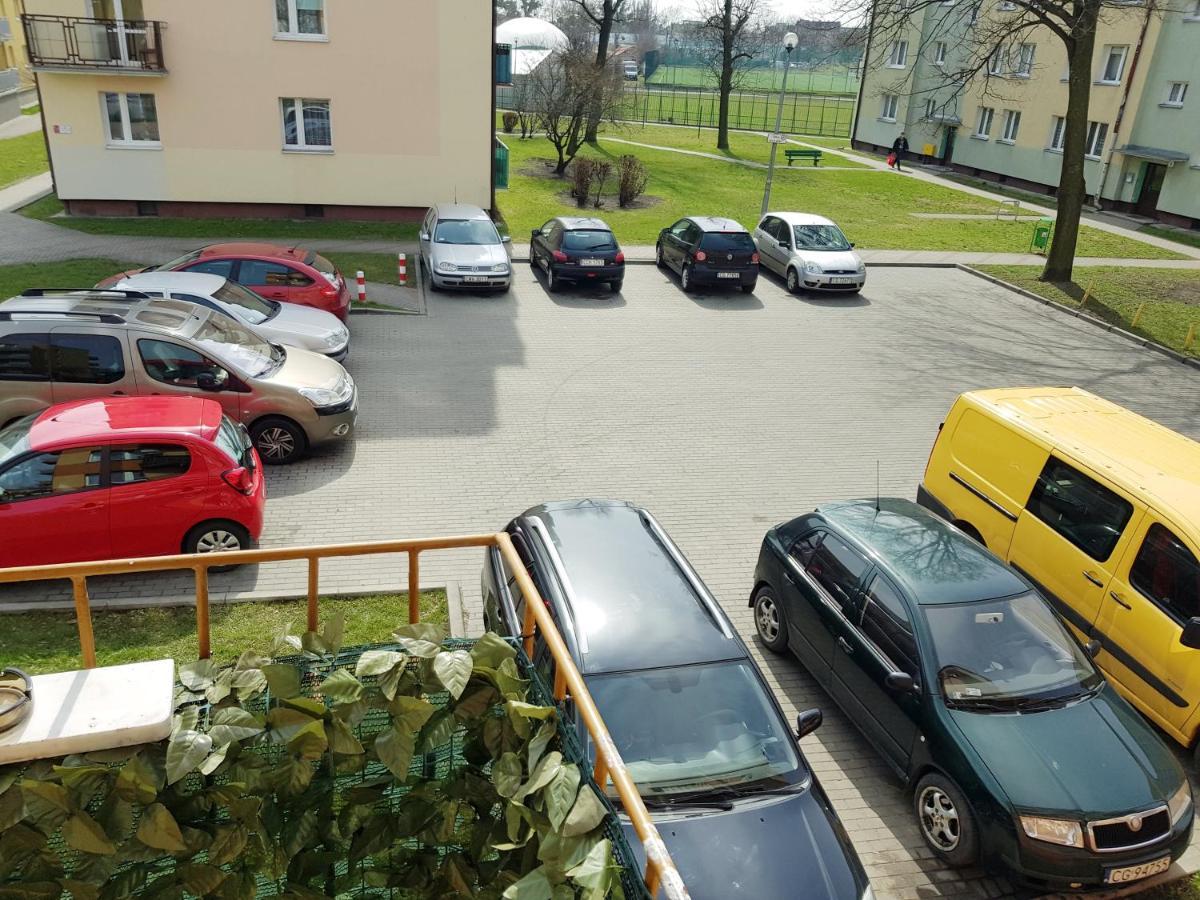 Apartament Modrzewskiego กรูจอนตส์ ภายนอก รูปภาพ