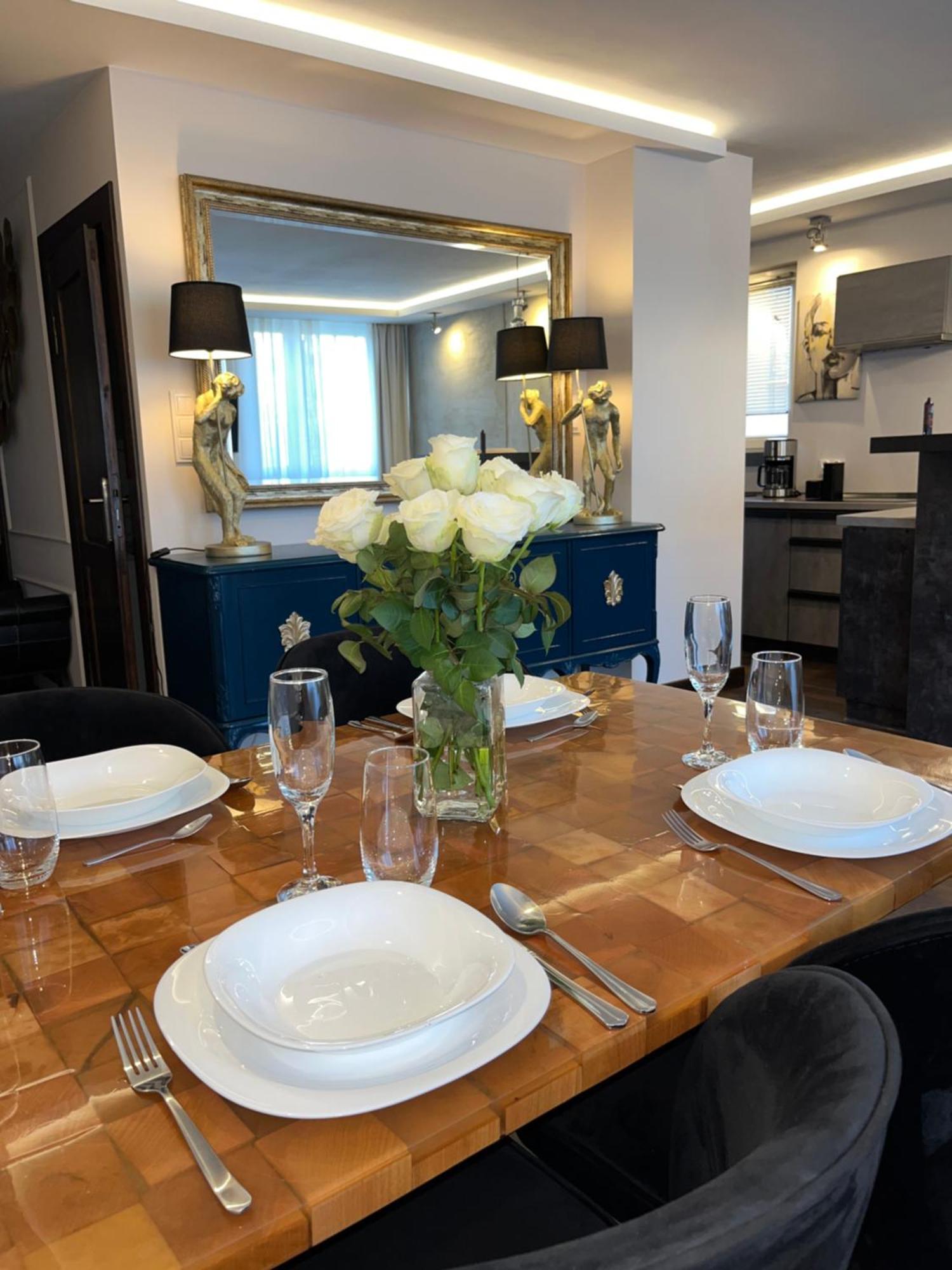 Apartament Modrzewskiego กรูจอนตส์ ภายนอก รูปภาพ